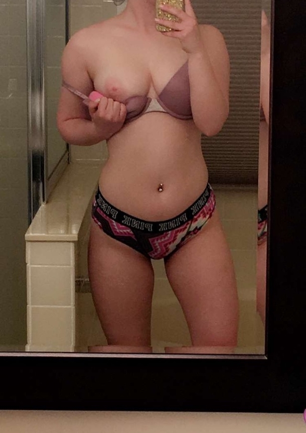 i wish my tutor walked in on me taking nudes in his bathroom id suck him dry right there f