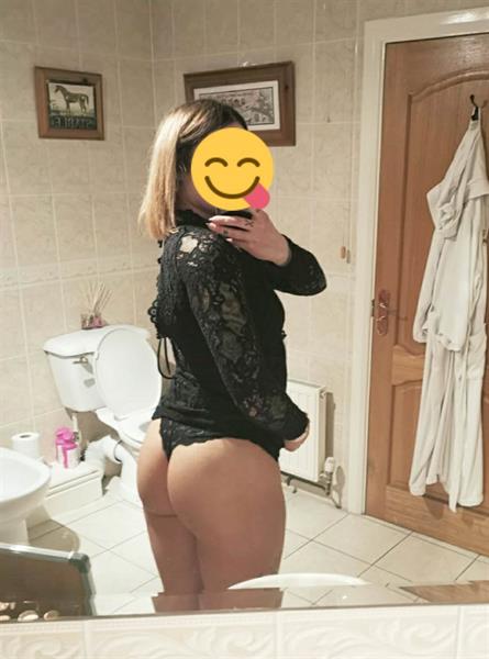 Think we could find a bull for her? First time hotwife in West Midlands UK