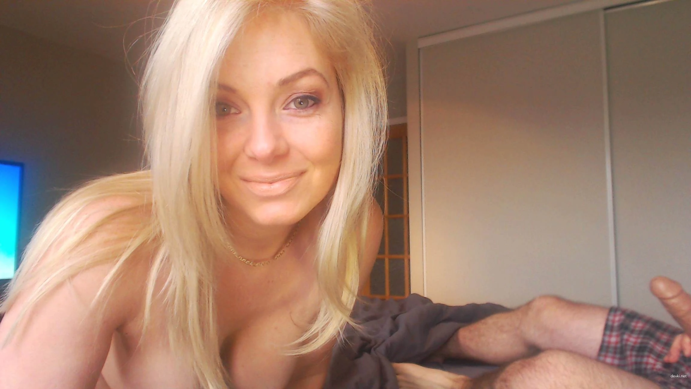 Sexy blonde sex photo