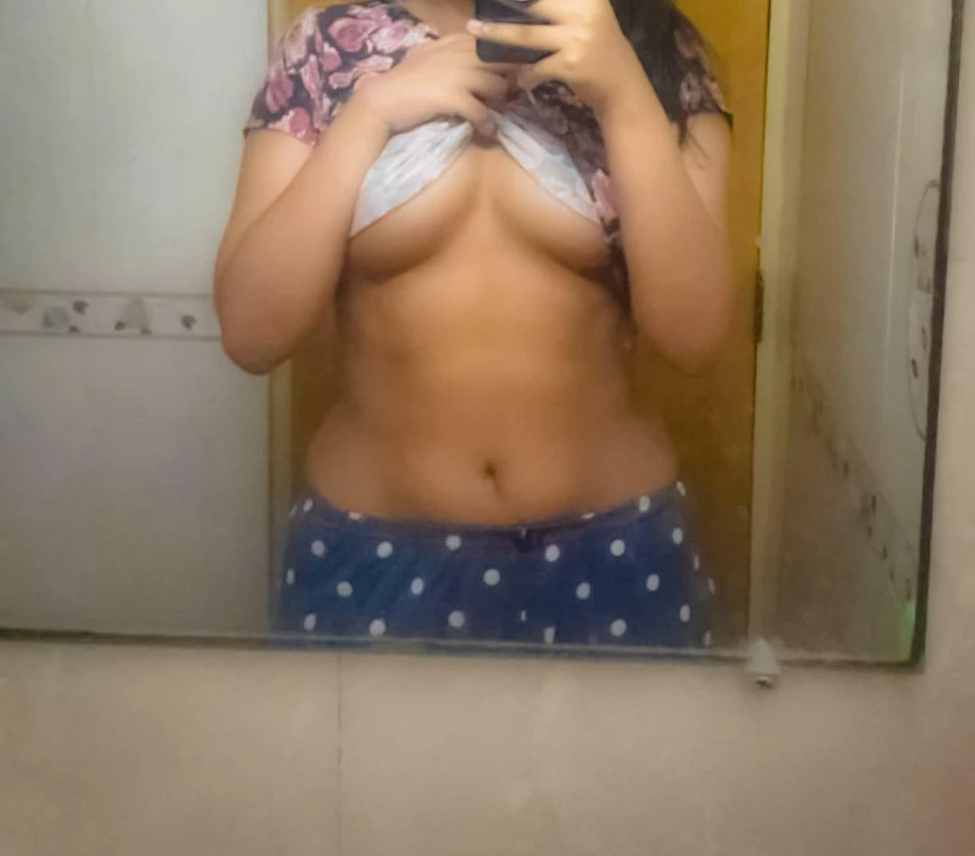 What do you think o (f) my Bengali navel?
