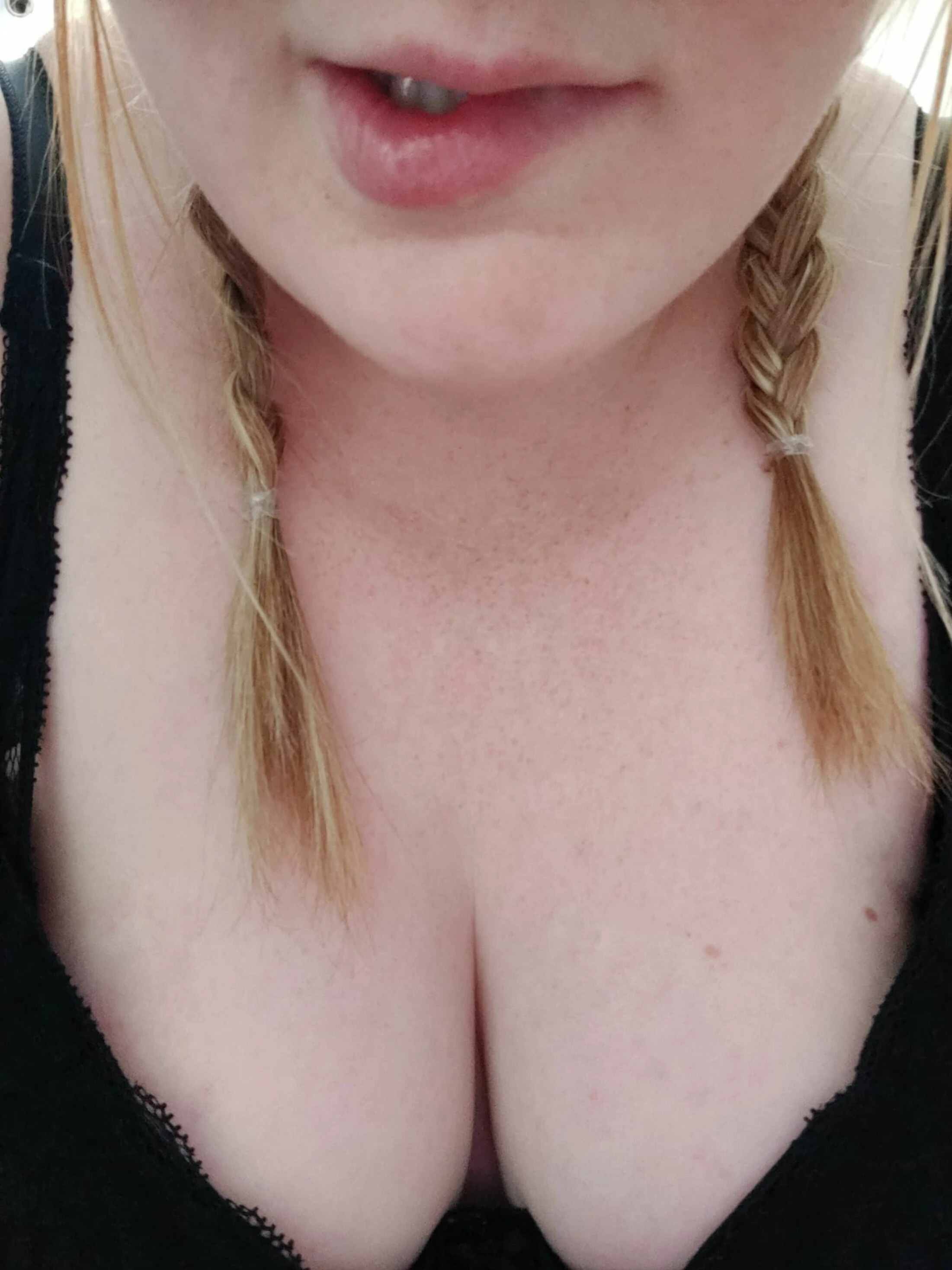 Black bra, and pigtails. Channelling Britney x